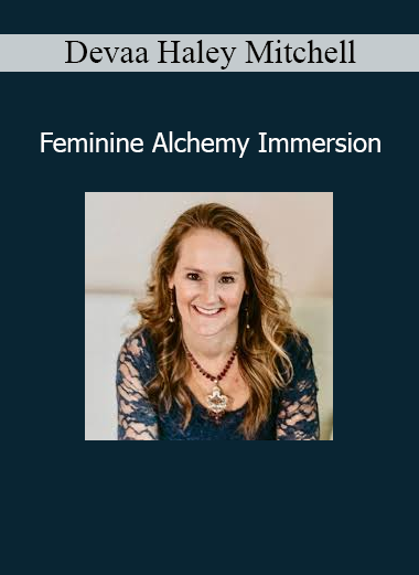 Devaa Haley Mitchell leading a Feminine Alchemy Immersion to awaken sacred feminine power and spiritual transformation