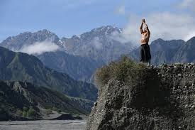 Yi Jin Jing - (Muscle Tendon Changing) Qigong