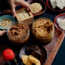 Holly Davis - Make Tofu and Miso From Scratch